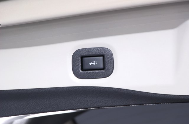 ニッサンエクストレイル20X ハイブリッド エマージェンシーブレーキパッケージ
