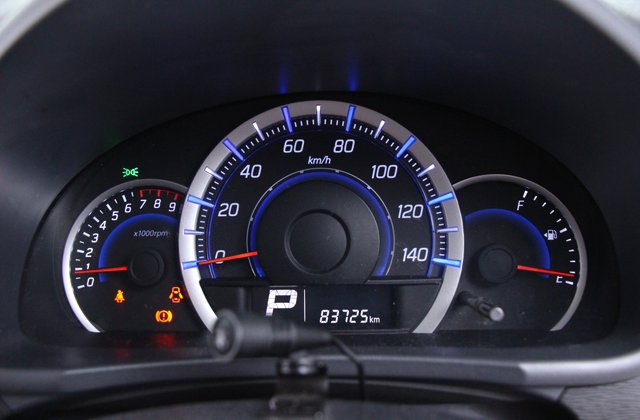 スズキワゴンRスティングレーT