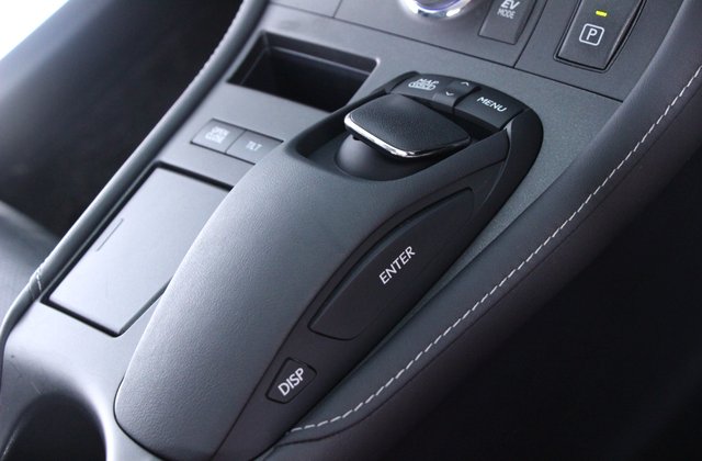 レクサスCTCT200h バージョンL