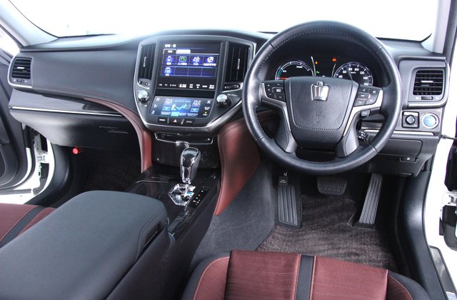 トヨタクラウンハイブリッドアスリートS