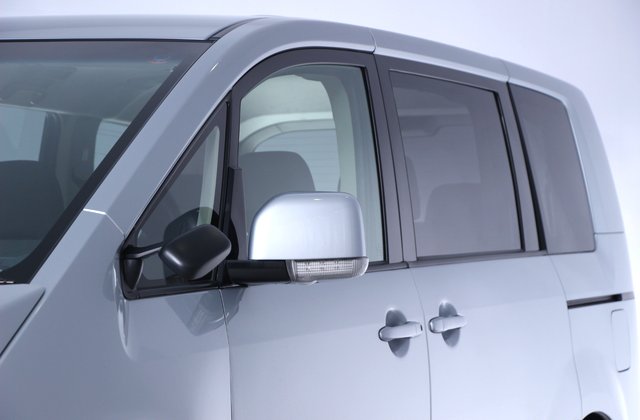 ミツビシデリカD:5Gパワー サイドムービングシート仕様車