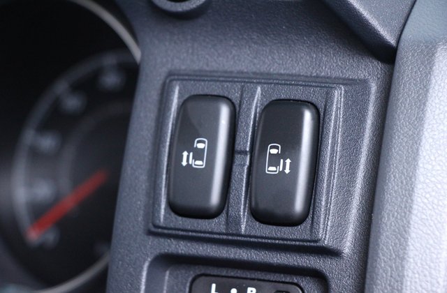 ミツビシデリカD:5Gパワー サイドムービングシート仕様車