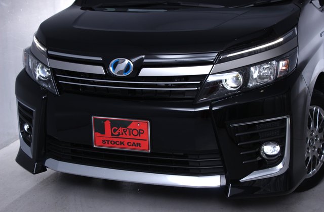 トヨタヴォクシーハイブリッド ZS 煌II