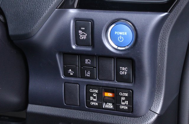 トヨタヴォクシーハイブリッド ZS 煌II