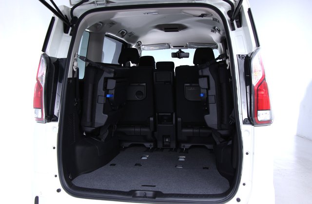 ニッサンセレナハイウェイスター