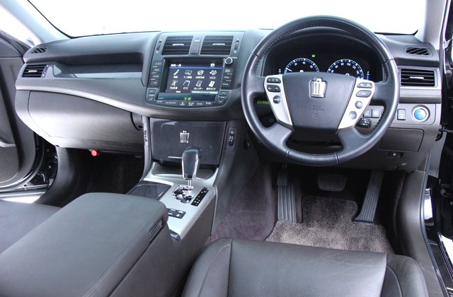 トヨタクラウンハイブリッドハイブリッド Gパッケージ