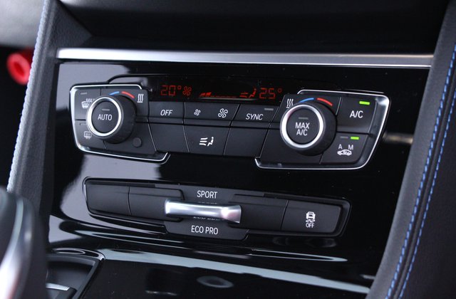 BMW2シリーズ218d アクティブツアラーMスポーツ