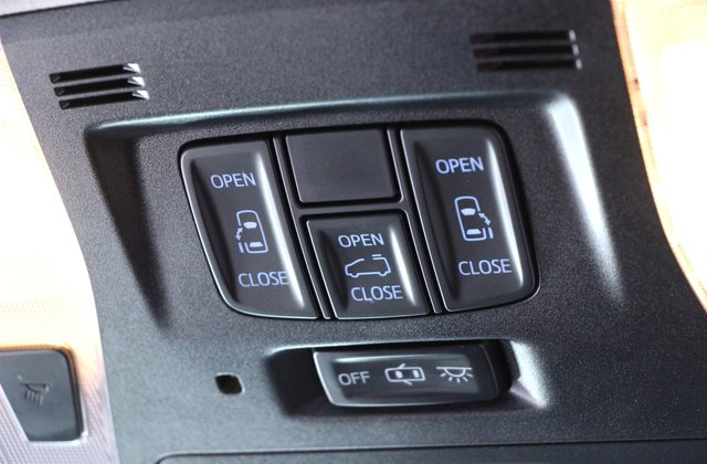 トヨタヴェルファイア2.5Z Aエディション
