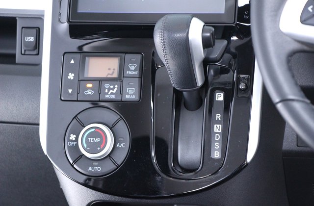 ダイハツタントカスタムRS ”SA”