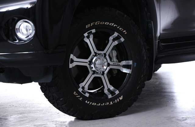トヨタランドクルーザープラドTX Lパッケージ