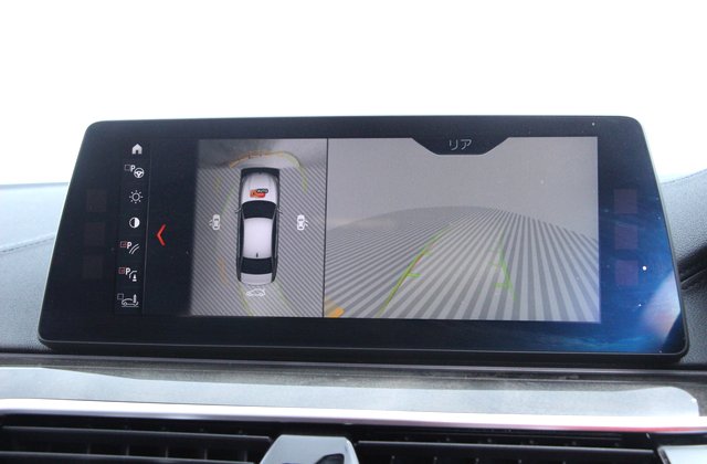 BMW5シリーズ523d ラグジュアリー