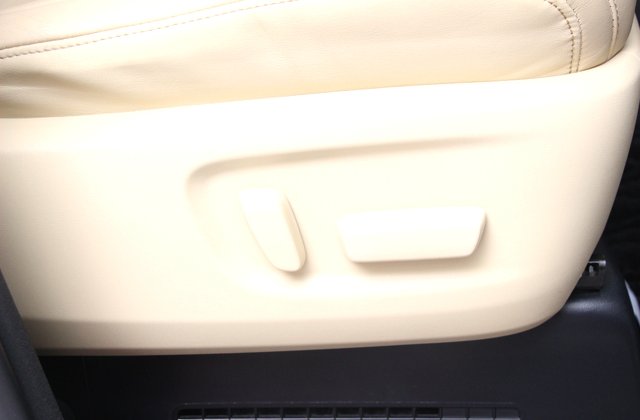 トヨタアルファードハイブリッドG Fパッケージ