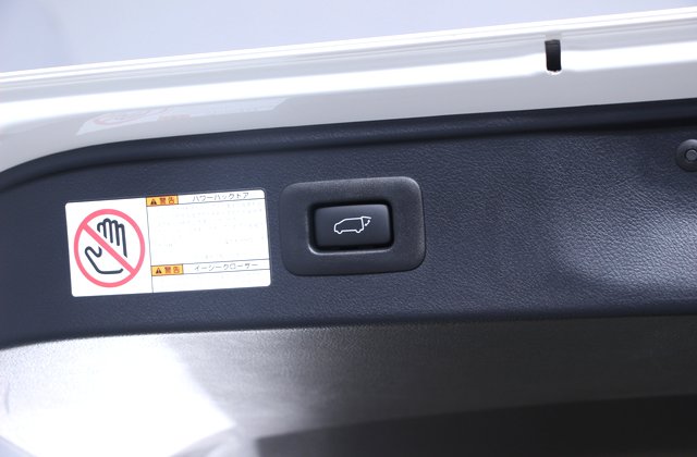 トヨタアルファードハイブリッドG Fパッケージ