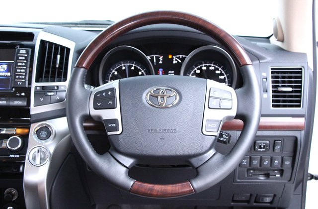 トヨタランドクルーザーZX ブルーノクロス