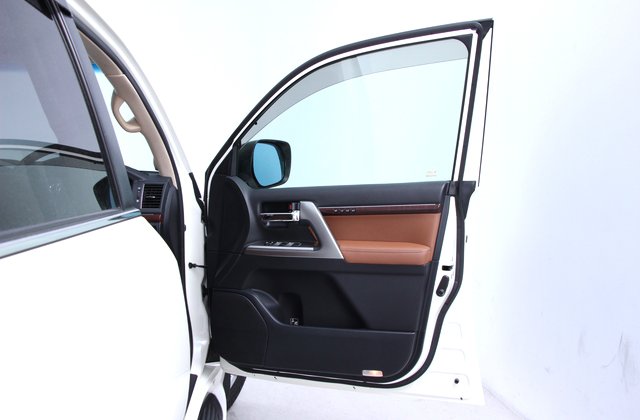 トヨタランドクルーザーZX ブルーノクロス