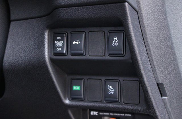 ニッサンエクストレイル20X HYBRID 4WD