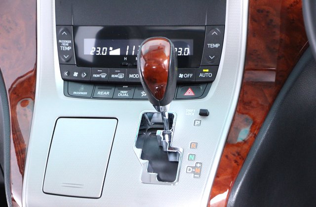 トヨタアルファード240S プライムセレクションII