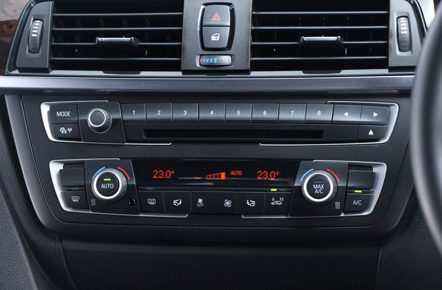 BMW3シリーズ320i Mスポーツ