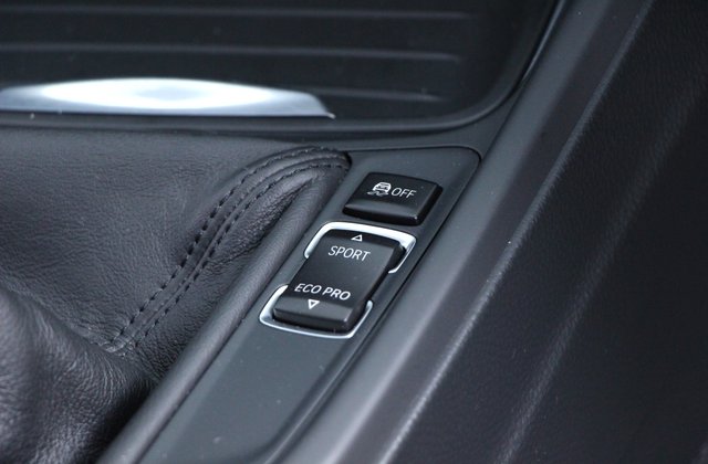 BMW3シリーズ320i Mスポーツ