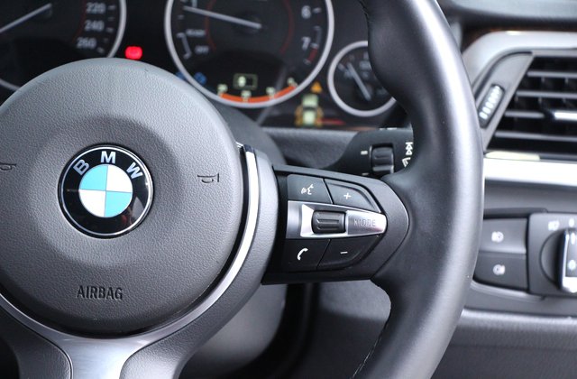 BMW3シリーズ320i Mスポーツ