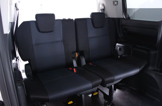 トヨタノアSi 車いす仕様車スロープタイプ タイプ1 車いす1脚仕様