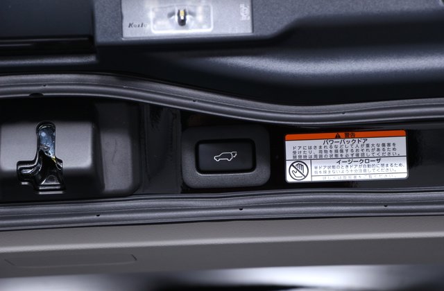 レクサスLXLX570