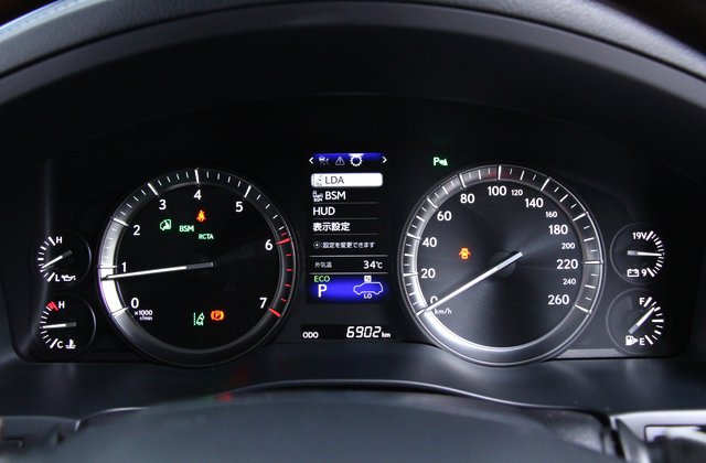 レクサスLXLX570