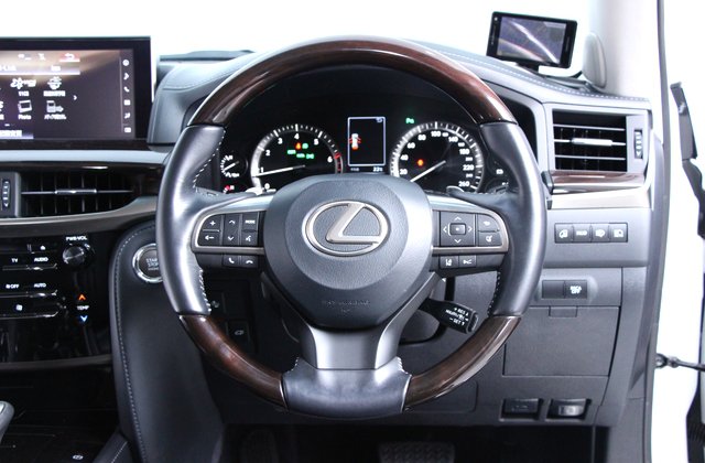 レクサスLXLX570