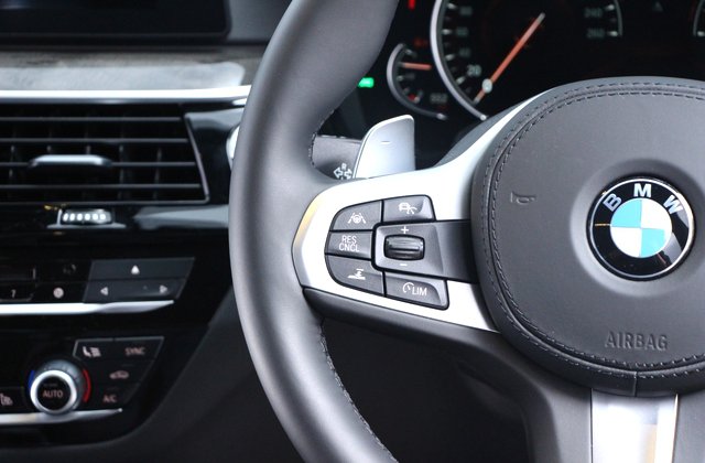 BMW5シリーズ530i Mスポーツ