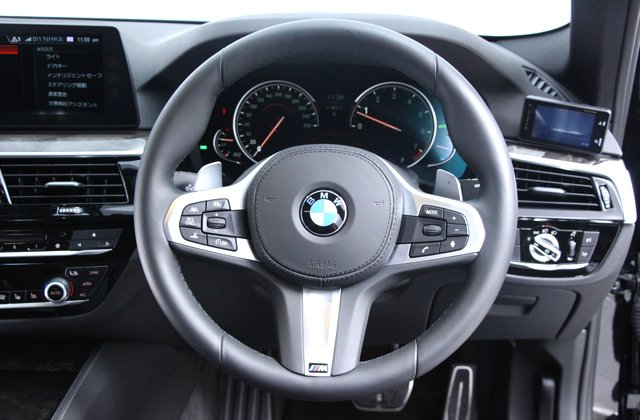 BMW5シリーズ530i Mスポーツ