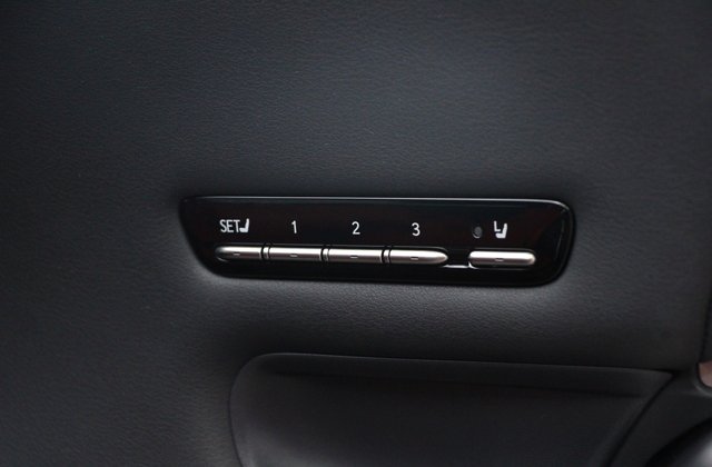 レクサスLS500 Fスポーツ AWD