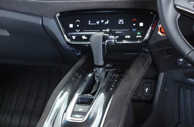 ホンダヴェゼルRS Honda SENSING