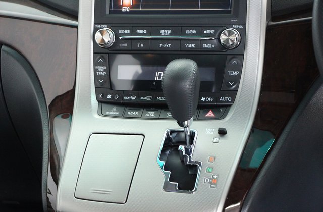 トヨタヴェルファイア2.4Z
