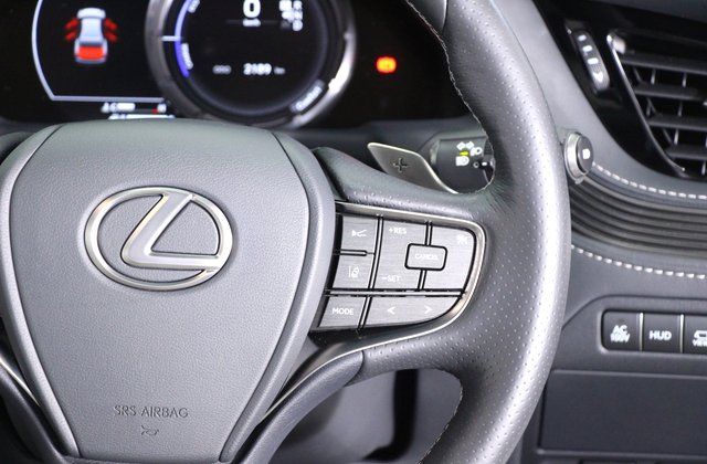 レクサスLSハイブリッドLS500h Fスポーツ