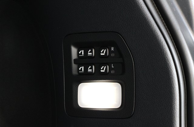 レクサスLXLX570 特別仕様車ブラックシークエンス
