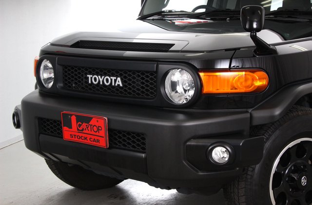トヨタFJクルーザーブラックカラーパッケージ