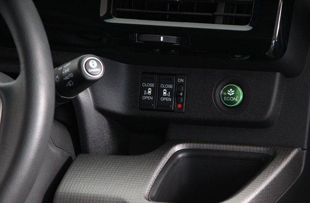 ホンダステップワゴンスパーダスパーダ ホンダセンシング