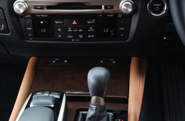 レクサスGS300h Iパッケージ