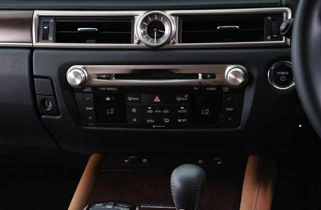 レクサスGS300h Iパッケージ