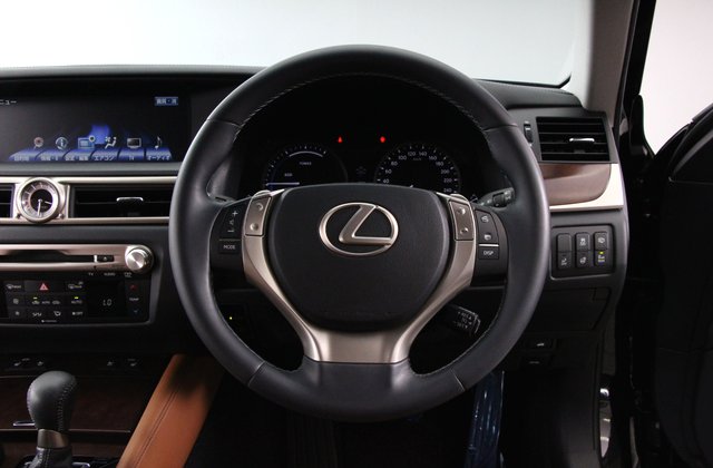 レクサスGS300h Iパッケージ