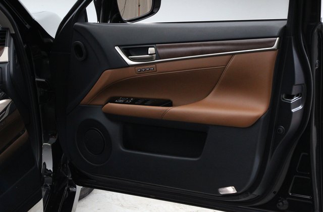 レクサスGS300h Iパッケージ