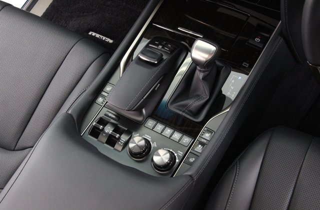 レクサスLX570