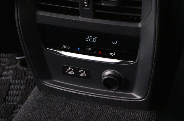 BMW3シリーズ320i Mスポーツ