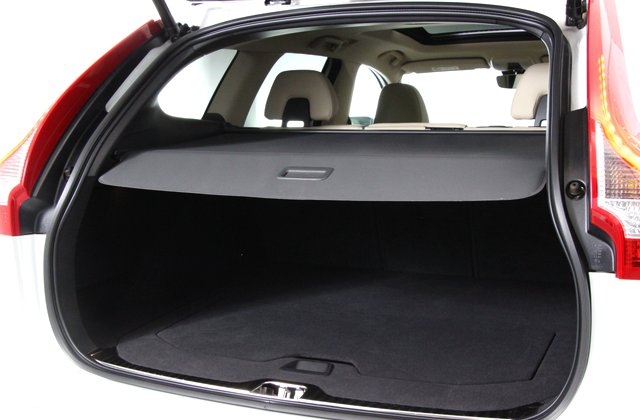 ボルボXC60D4 クラシック
