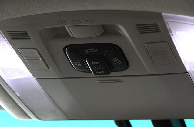 トヨタヴェルファイア2.4Z ゴールデンアイズII