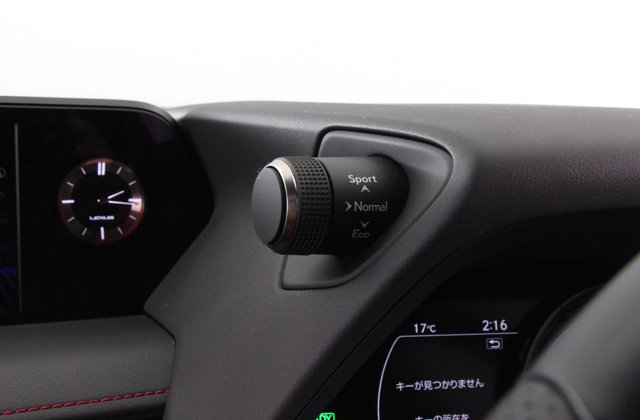 レクサスUX250h Fスポーツ