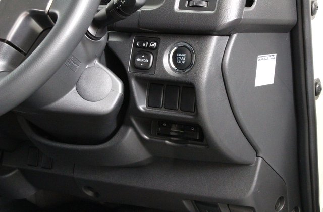 トヨタハイエースバン スーパーGL ダークプライム
