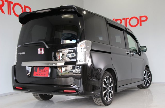 ホンダステップワゴンスパーダZ クールスピリット