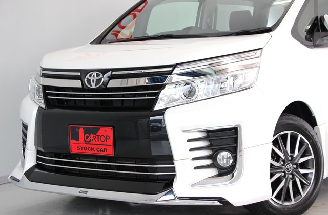 トヨタヴォクシーZS 煌