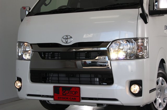 トヨタハイエースバン スーパーGL ダークプライム2 SALE車